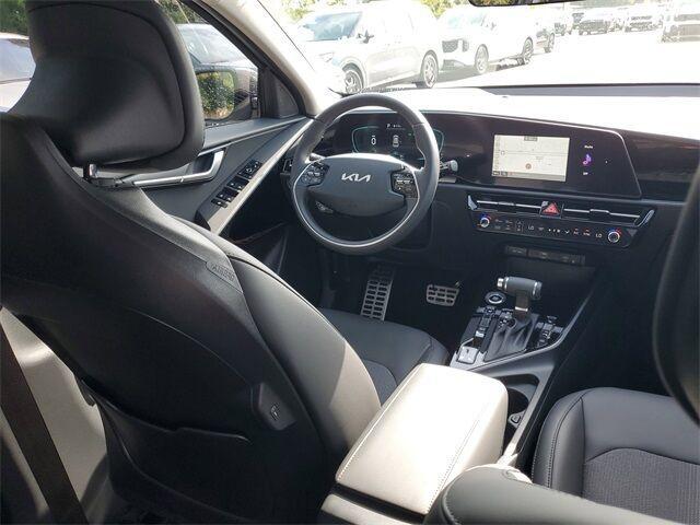 new 2025 Kia Niro car, priced at $28,735