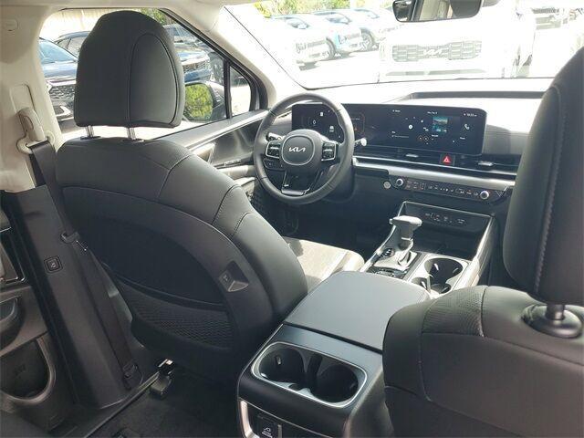 new 2026 Kia Carnival car, priced at $47,424