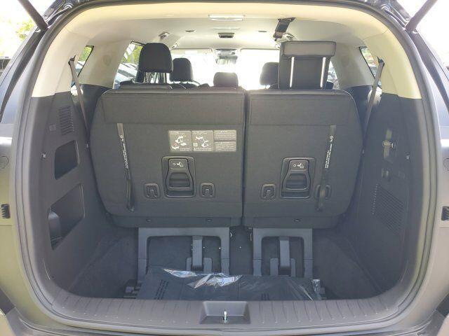 new 2025 Kia Carnival car, priced at $40,927