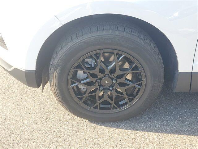used 2024 Ford Edge car, priced at $30,200