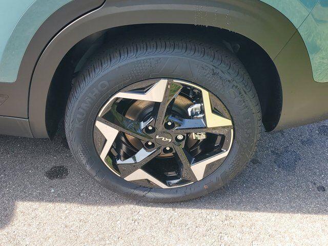 new 2025 Kia Seltos car, priced at $25,645