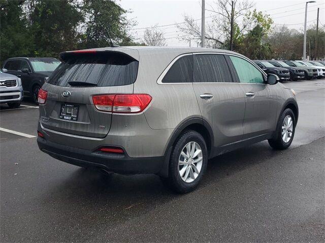 used 2018 Kia Sorento car, priced at $13,900