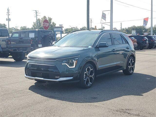 new 2025 Kia Niro car, priced at $28,735