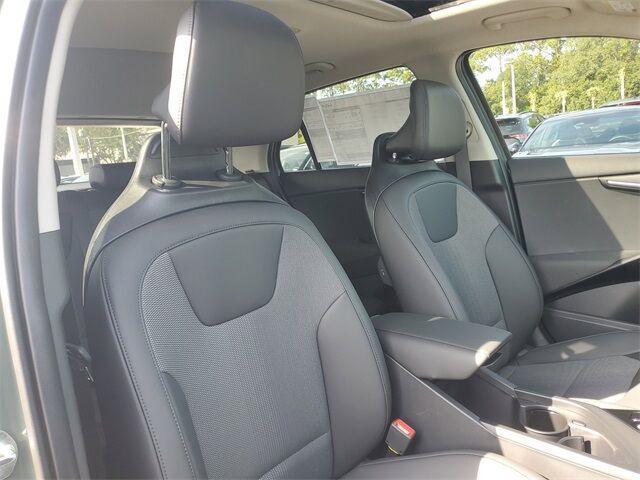 new 2025 Kia Niro car, priced at $28,735