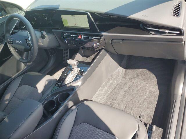 new 2025 Kia Niro car, priced at $28,735