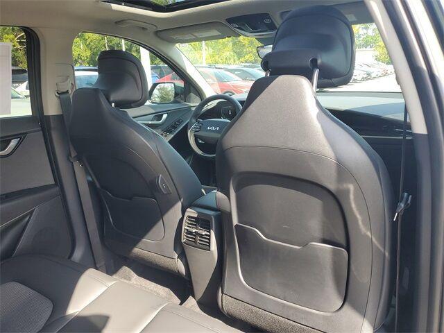new 2025 Kia Niro car, priced at $28,735