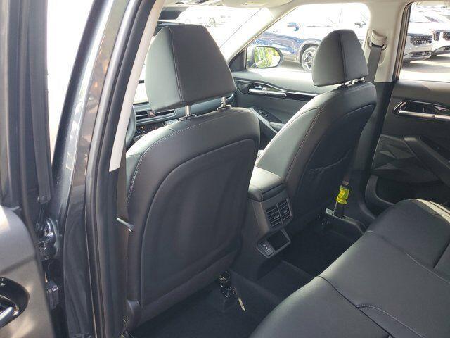 new 2025 Kia Seltos car, priced at $26,789