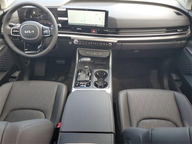new 2026 Kia Carnival car, priced at $46,897