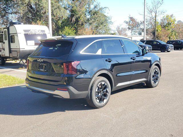 new 2025 Kia Sorento car, priced at $33,490