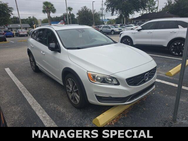used 2015 Volvo V60 Cross Country car, priced at $11,700