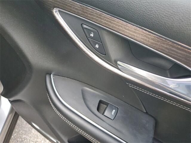 used 2022 Buick Envision car, priced at $28,200