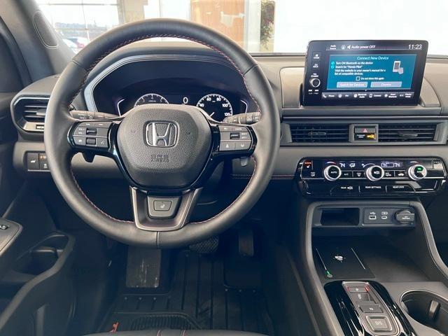 used 2025 Honda Pilot car, priced at $46,912