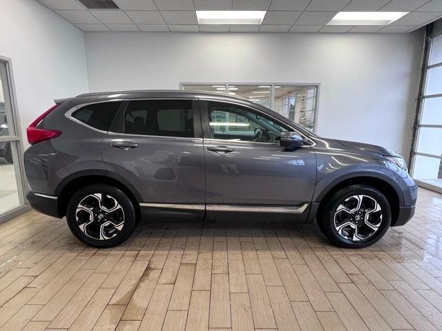 used 2017 Honda CR-V car