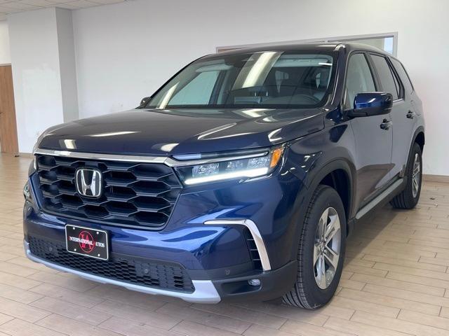 new 2025 Honda Pilot car, priced at $46,995