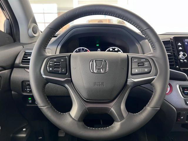 new 2025 Honda Ridgeline car, priced at $43,175