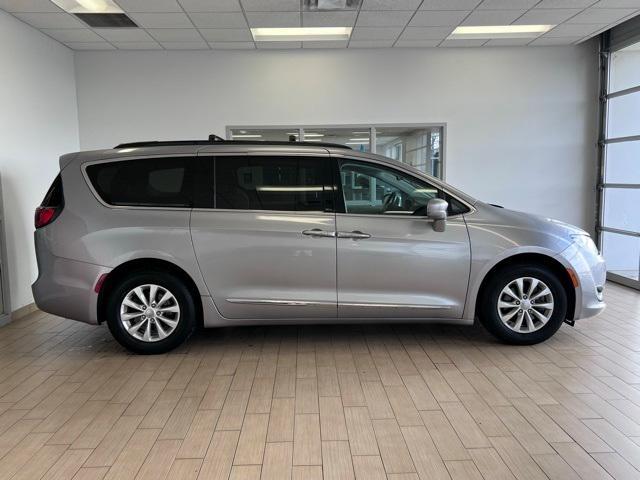 used 2017 Chrysler Pacifica car, priced at $12,949