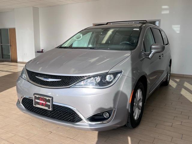 used 2017 Chrysler Pacifica car, priced at $12,949