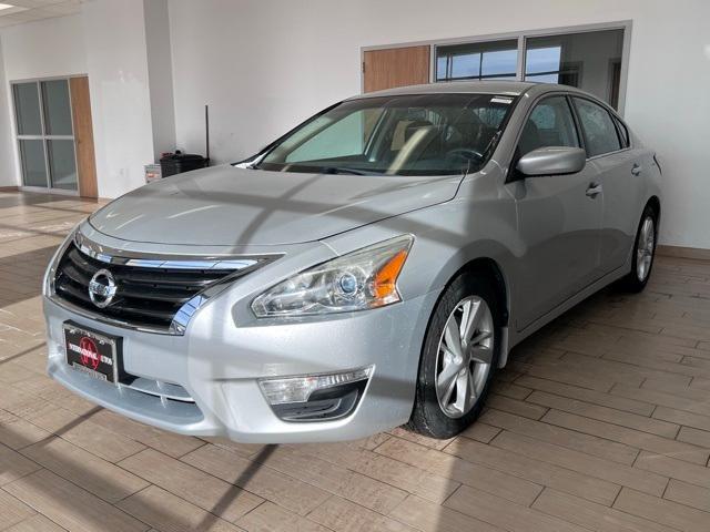 used 2014 Nissan Altima car, priced at $9,500