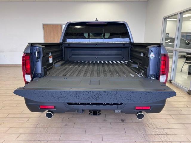 new 2025 Honda Ridgeline car, priced at $43,175