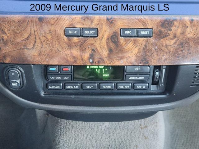 used 2009 Mercury Grand Marquis car, priced at $4,998