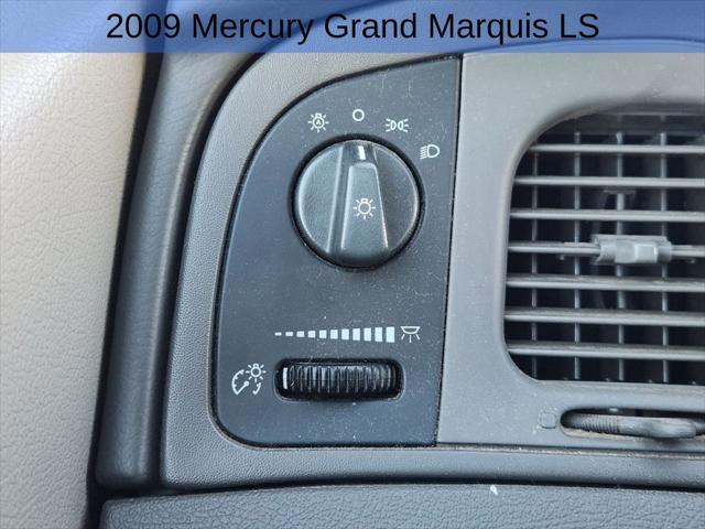 used 2009 Mercury Grand Marquis car, priced at $4,998