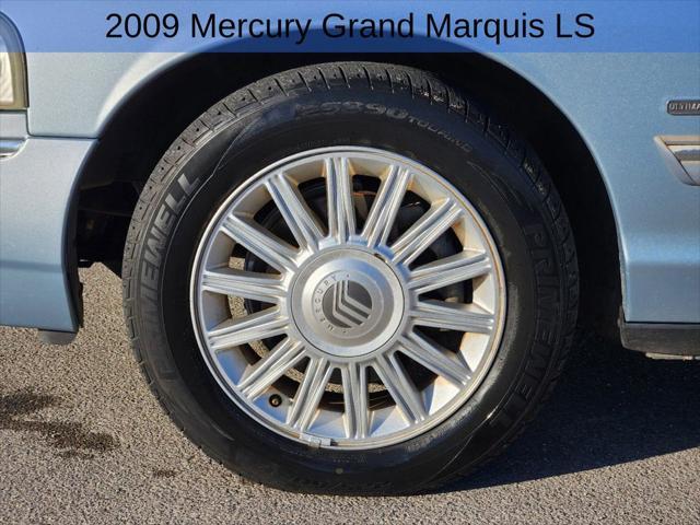 used 2009 Mercury Grand Marquis car, priced at $4,998