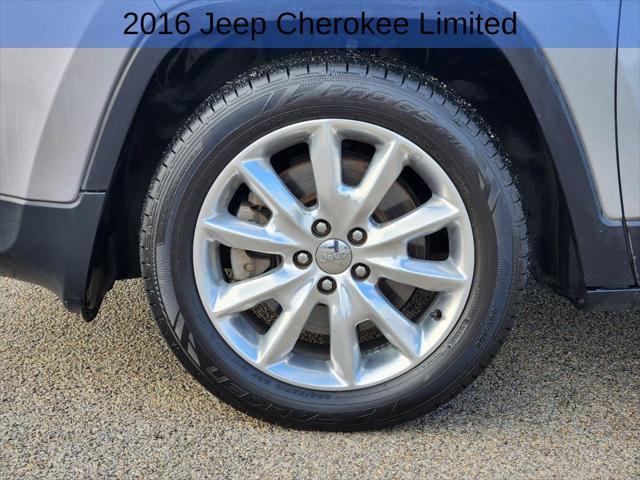 used 2016 Jeep Cherokee car, priced at $12,499