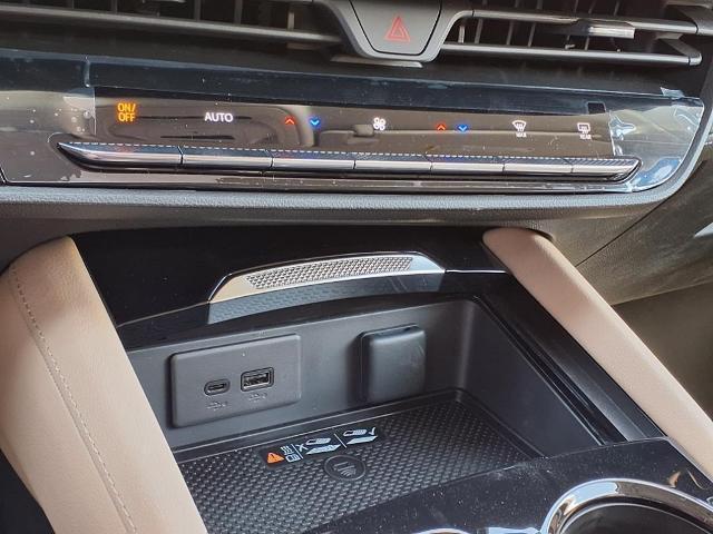 new 2025 Buick Envision car, priced at $39,740