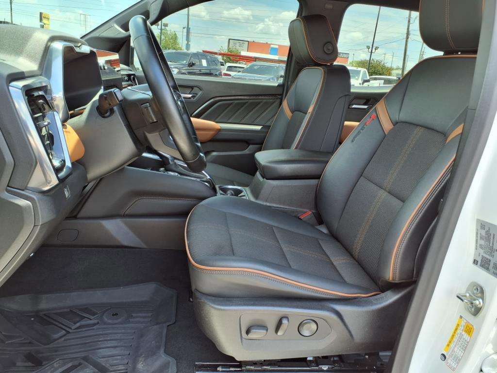 used 2024 GMC Canyon car, priced at $40,999