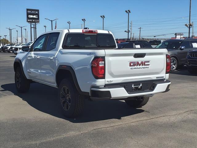 new 2024 GMC Canyon car