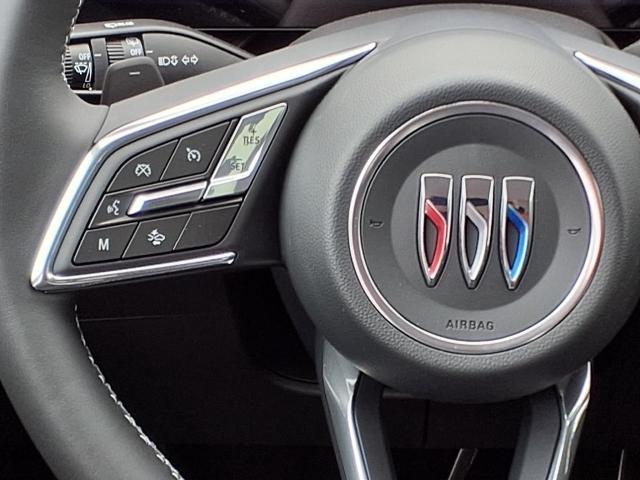 new 2025 Buick Envision car, priced at $40,857