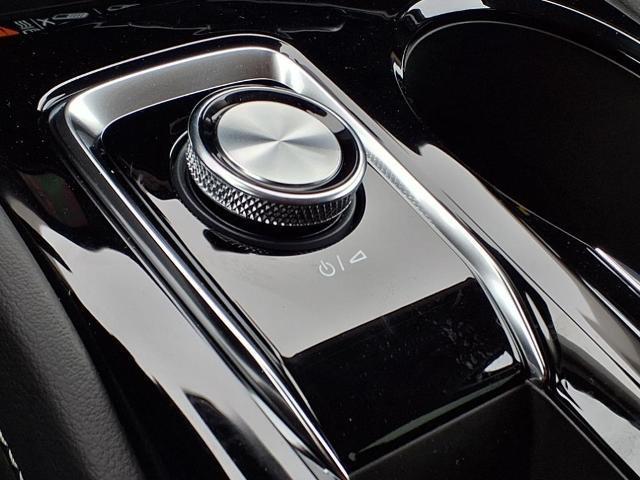 new 2025 Buick Envision car, priced at $40,857