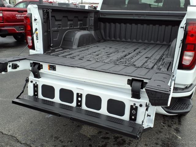 new 2025 GMC Sierra 1500 car, priced at $49,340