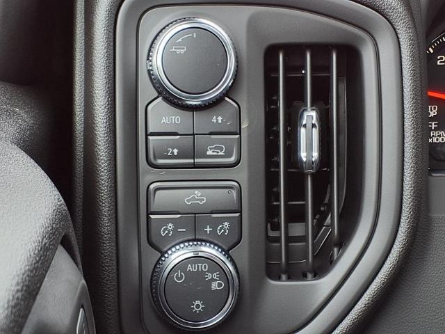 new 2025 GMC Sierra 1500 car, priced at $49,340