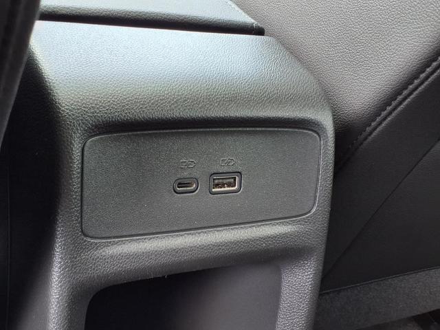 new 2025 Buick Envista car