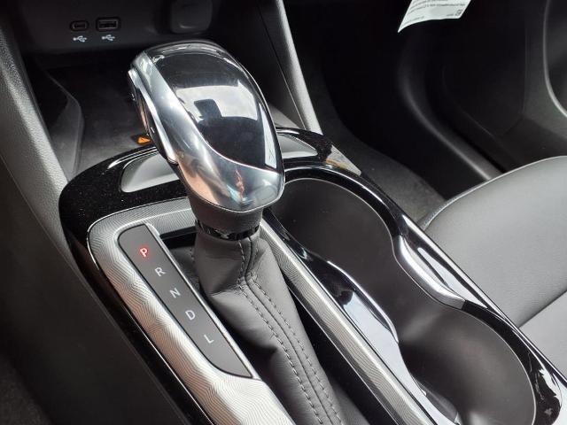 new 2025 Buick Envista car