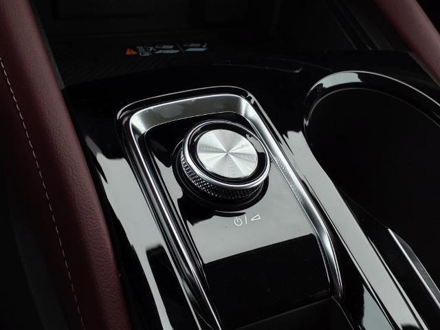 new 2025 Buick Envision car, priced at $42,240