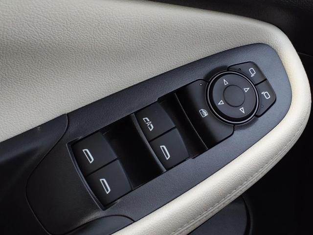 new 2025 Buick Encore GX car, priced at $27,940