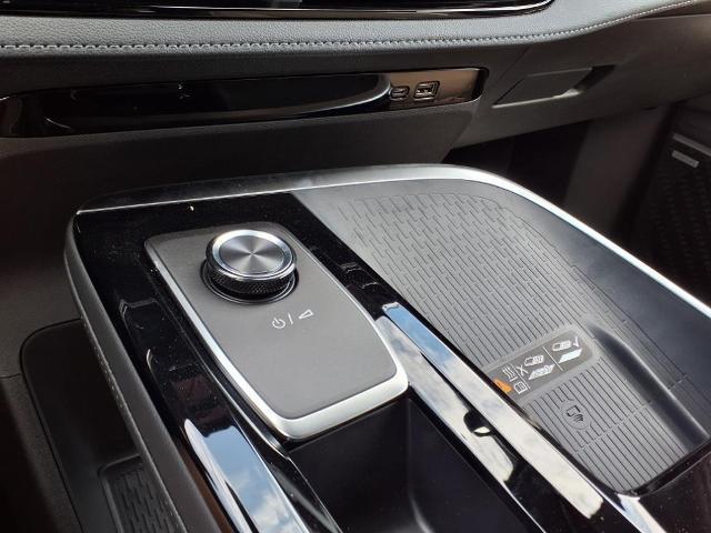 new 2025 Buick Enclave car, priced at $46,920