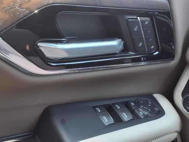 new 2025 GMC Yukon car