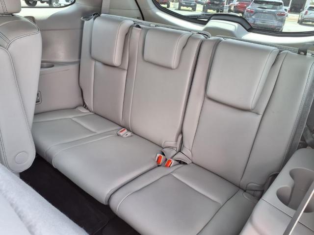 used 2019 Toyota Highlander car, priced at $27,995