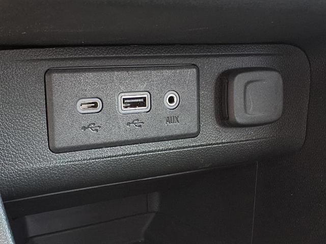 used 2023 Buick Encore GX car, priced at $18,995