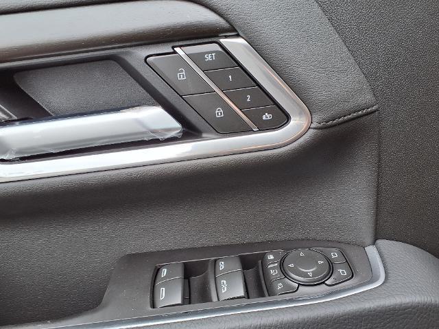 new 2025 GMC Sierra 2500 car, priced at $79,400