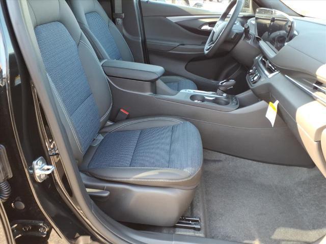 new 2025 Buick Envista car, priced at $23,935