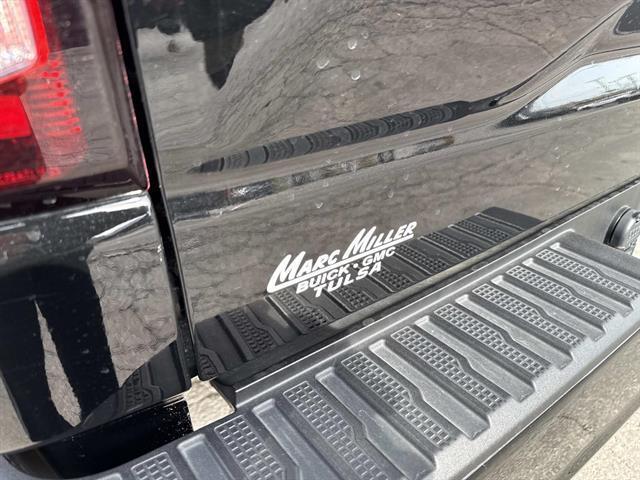 used 2024 GMC Sierra 1500 car, priced at $32,995