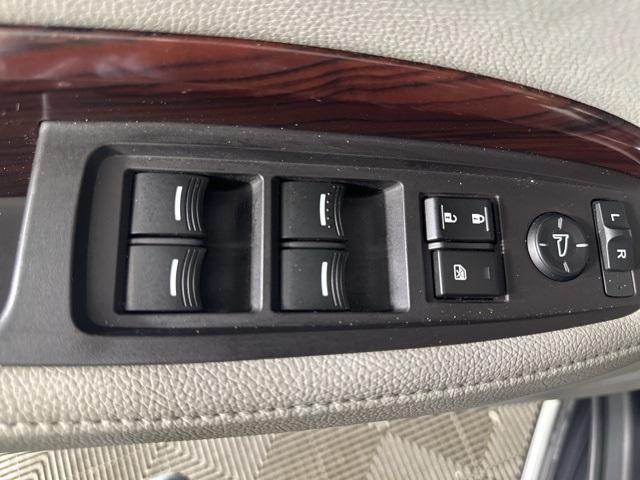 used 2014 Acura MDX car, priced at $9,999