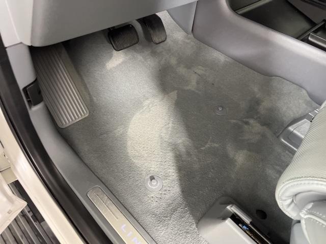 used 2019 Lincoln Navigator car, priced at $29,181