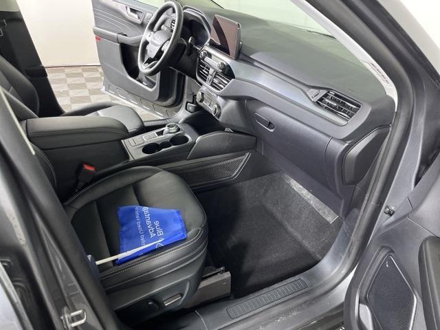 used 2022 Ford Escape car, priced at $27,999