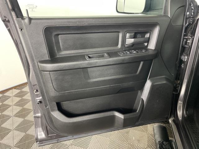 used 2019 Ram 1500 Classic car, priced at $23,999