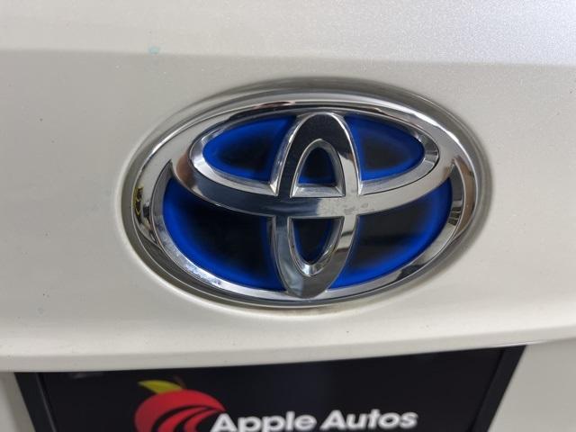 used 2020 Toyota Highlander Hybrid car, priced at $38,499